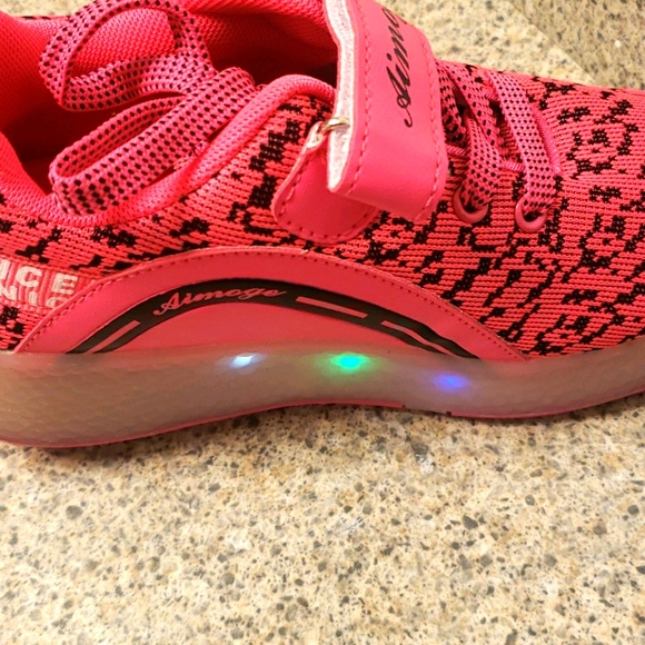 Aimoge - Picture 3 of 3